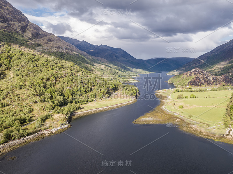 列夫湖鸟瞰图朝Caolasnacon和KInlochleven, Lochaber