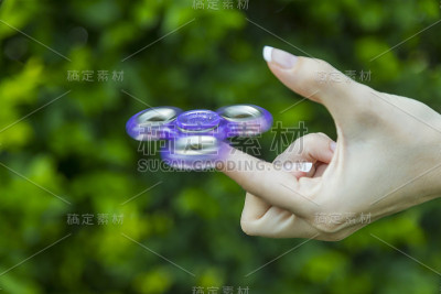 烦躁不安的转轮