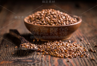 布朗荞麦燕麦