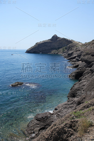 蓝色的海湾