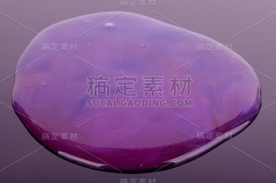 紫色的流行黏液玩具