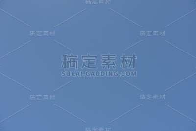 蓝色的天空
