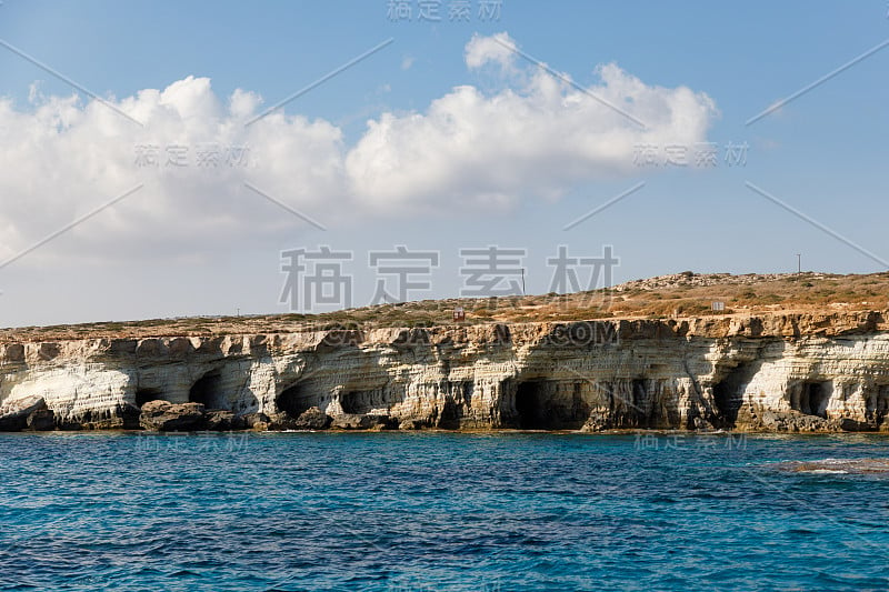 海洞穴,塞浦路斯