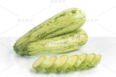 切新鲜的南瓜