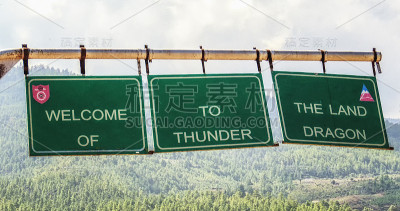 欢迎来到雷龙的土地