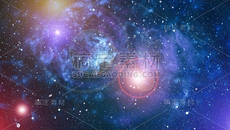 满是星星的黑暗夜空。外太空中的星云