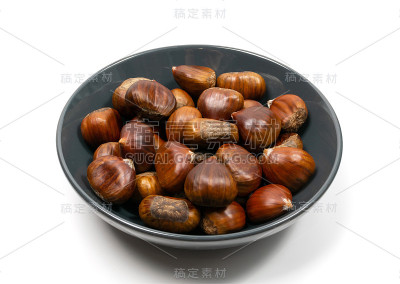 可食用的甜栗子，健康的秋日圣诞食品