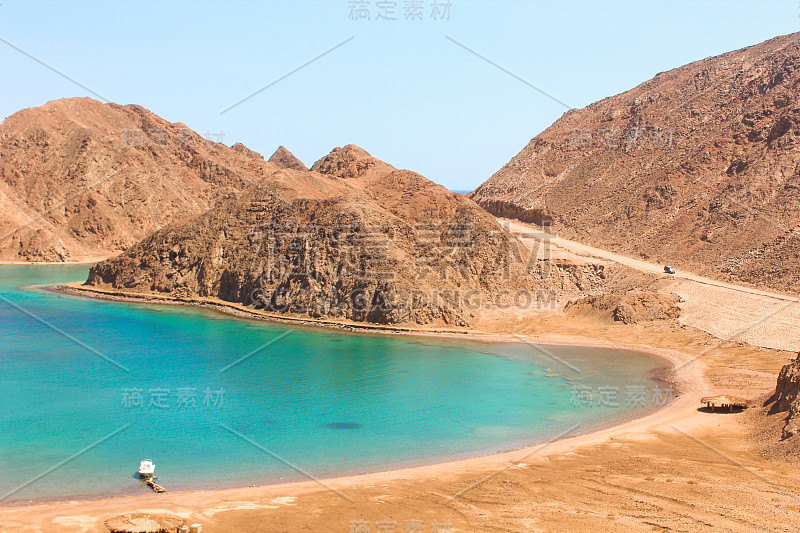 埃及塔巴峡湾的海景和山景/埃及塔巴峡湾的海景和山景