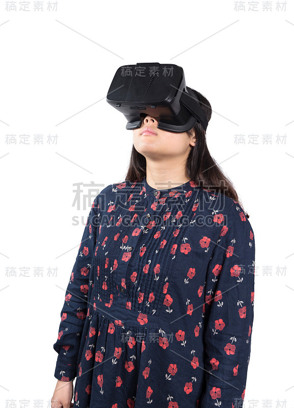 亚洲女孩使用VR眼镜