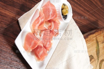 生猪肉或火腿