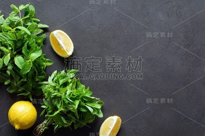 薄荷，罗勒和柠檬。烹饪原料