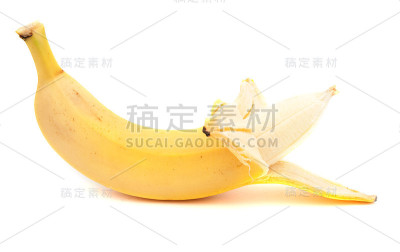 香蕉。去皮的水果