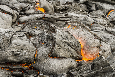 托尔巴基克火山附近的熔岩