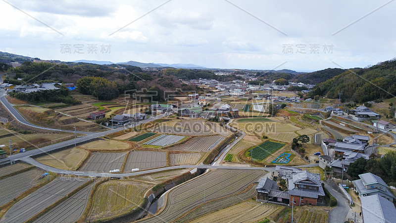 日本乡村风景的航空摄影