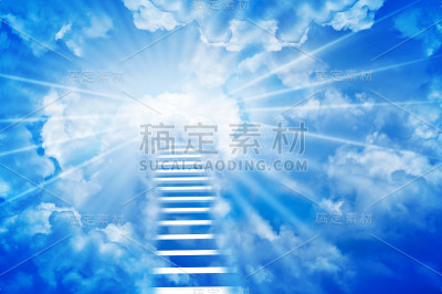 楼梯在天空