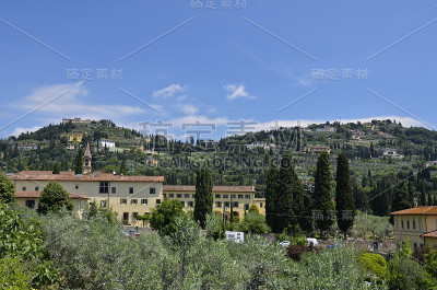 看你的Fiesole