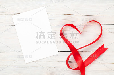 情人节心形丝带相框或礼品卡