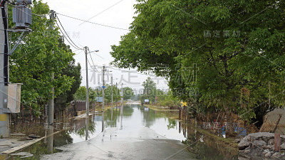 淹没了街道