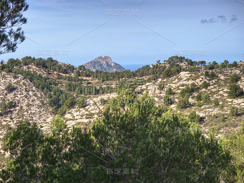 踪迹靠近西北海岸。在马略卡岛徒步旅行