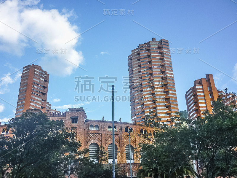 哥伦比亚波哥大的折衷建筑城市场景