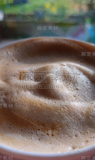 早晨喝咖啡