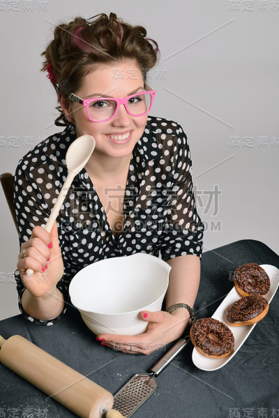 甜点的女孩