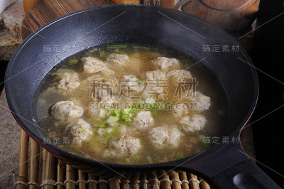 馄饨汤