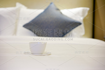 优雅舒适的卧室内饰