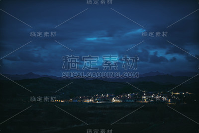 阿根廷的埃尔查尔滕村和菲茨罗伊山