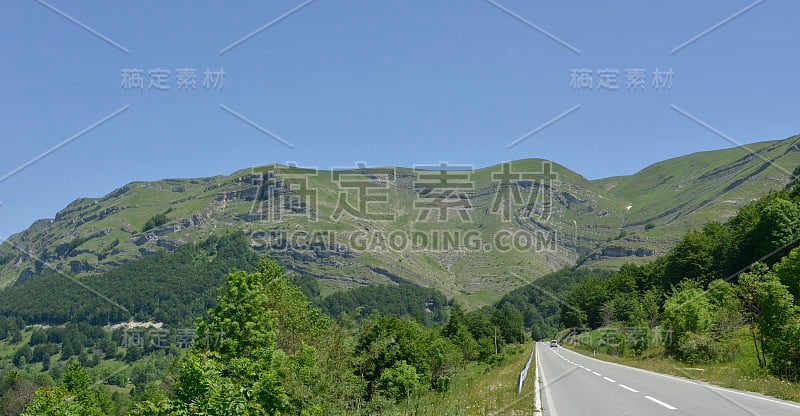 去山上的公路旅行