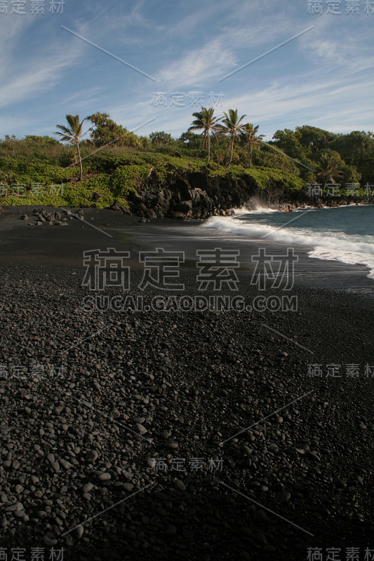 Honokalani黑沙滩，瓦纳帕纳帕州立公园，毛伊岛