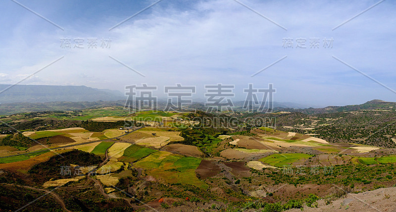 埃塞俄比亚拉利贝拉周围的Semien山脉和谷地的空中全景图