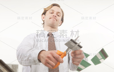 减少债务