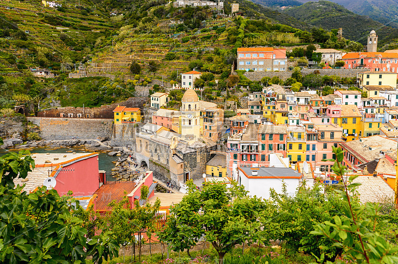 鸟瞰图Vernazza (Vulnetia)，一个小镇在La Spezia省，利古里亚，意大利。它是