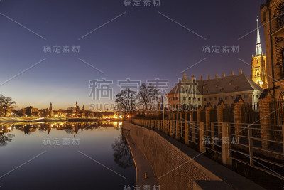 弗罗茨瓦夫老城-河对岸全景