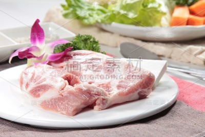 生猪肉或火腿
