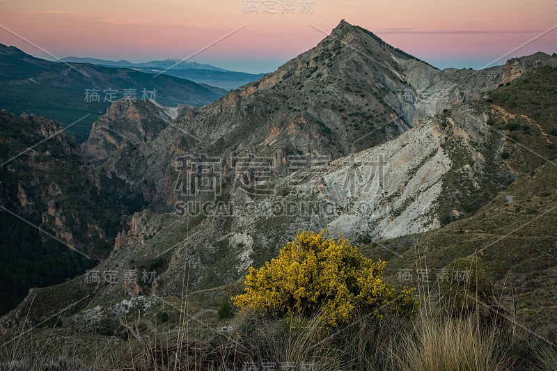 内华达山脉的高山景观