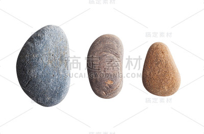 三个椭圆形彩色鹅卵石