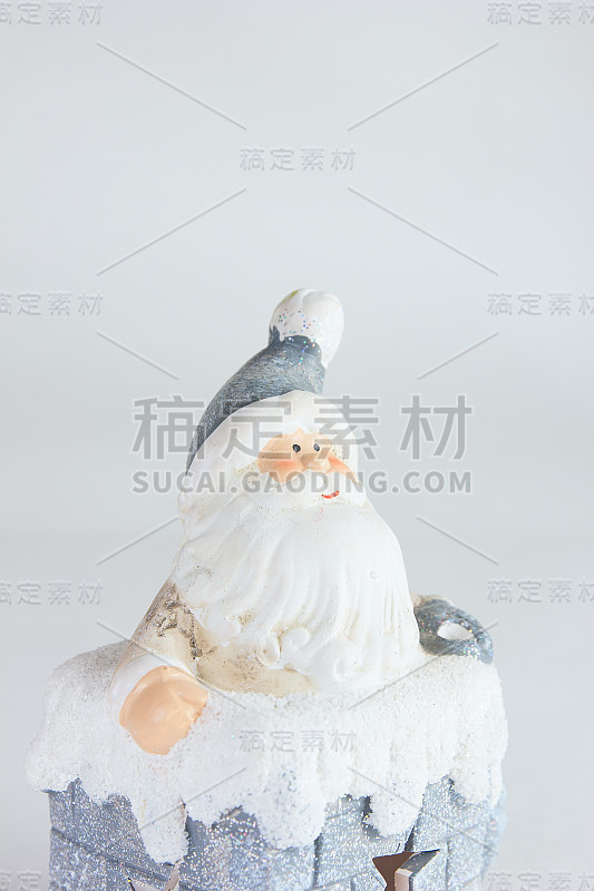 圣诞老人的袋子里装着礼物