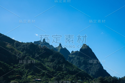 考艾岛山