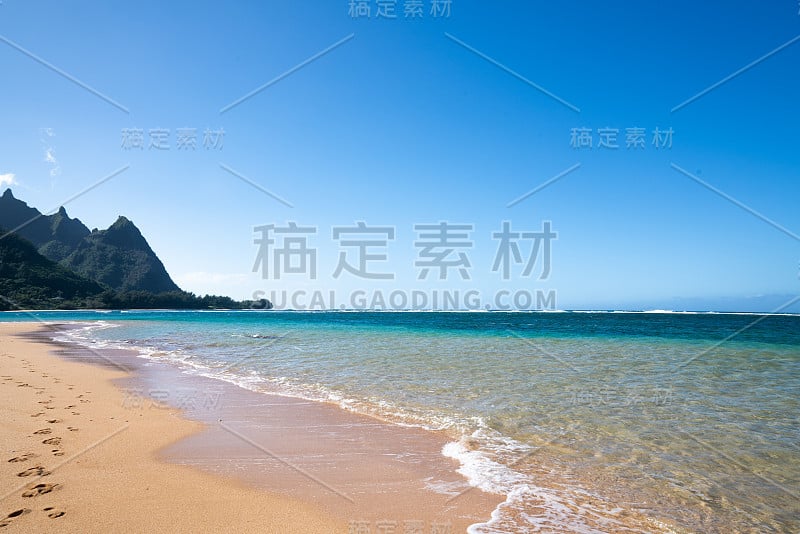 夏威夷考艾岛的海纳和隧道海滩