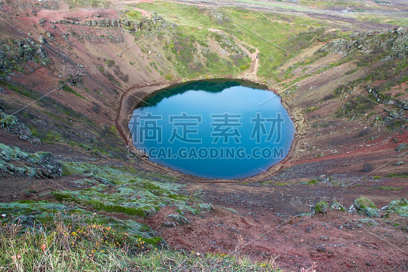 欧洲冰岛的克里德火山口湖