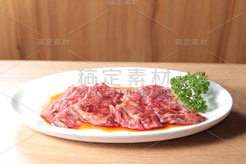 生牛肉