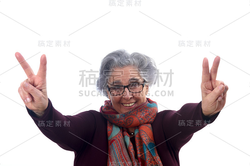 一位年长女性的肖像