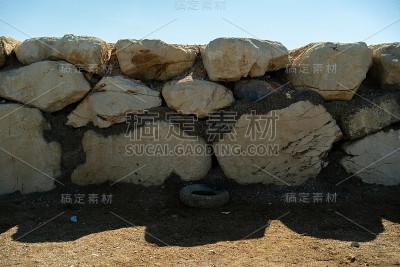 土耳其里维埃拉海滩的景色。边，地中海海岸，安塔利亚旅游海滩，土耳其