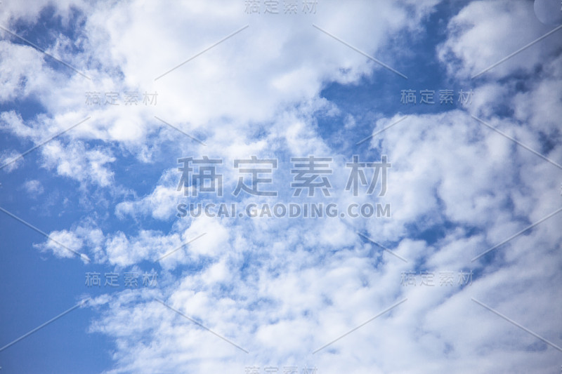 蓝天白云