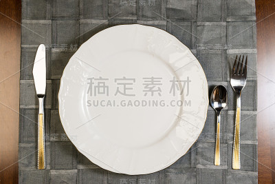 桌子设置，关闭