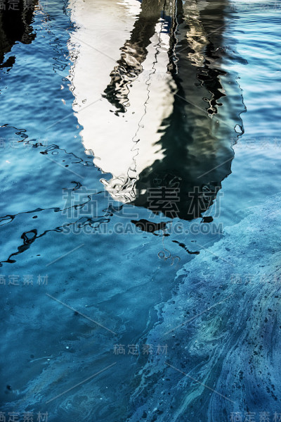 水面浮油