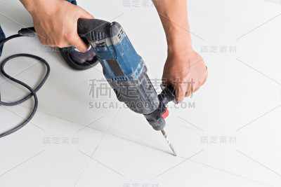手扶电钻