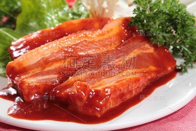 生猪肉或火腿